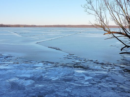 ice patterns lake n rs